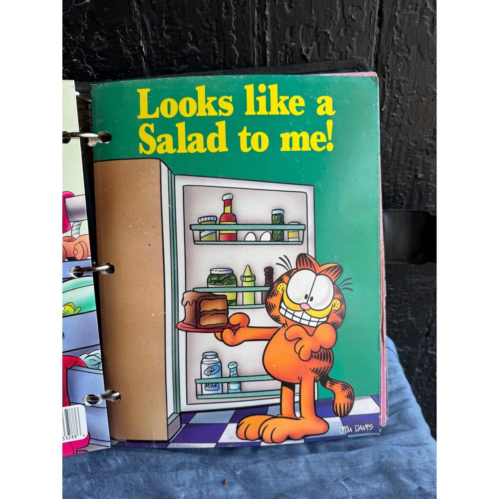 Vintage Mead Five Star latch Binder with Garfield Folders 90s School Supplies - Picture 4 of 14